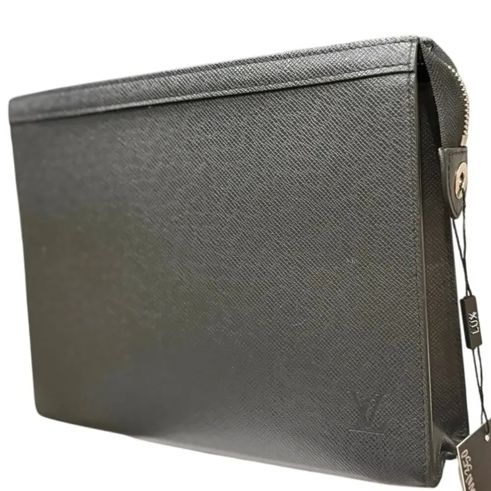 Louis Vuitton Pochette Voyage MM Taiga Black Leather Clutch Zip Pouch